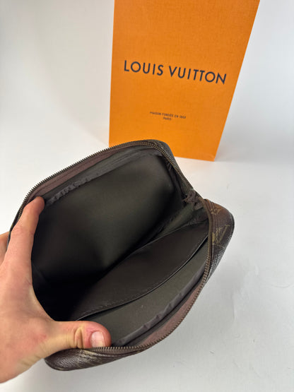 Vintage Louis Vuitton Leather Monogram Clutch Brown