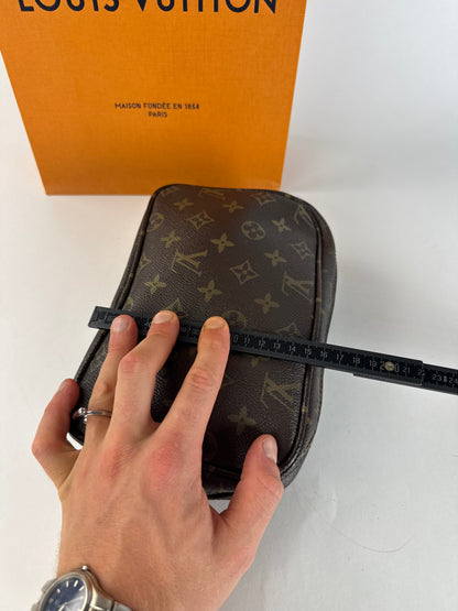 Vintage Louis Vuitton Leather Monogram Clutch Brown