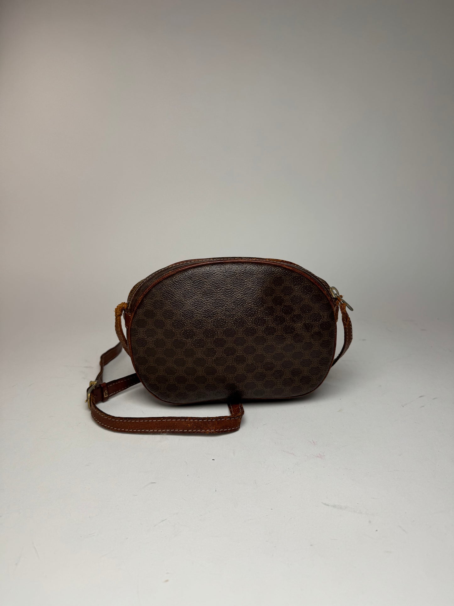 Sac vintage en cuir Celine Triomphe Monogram marron