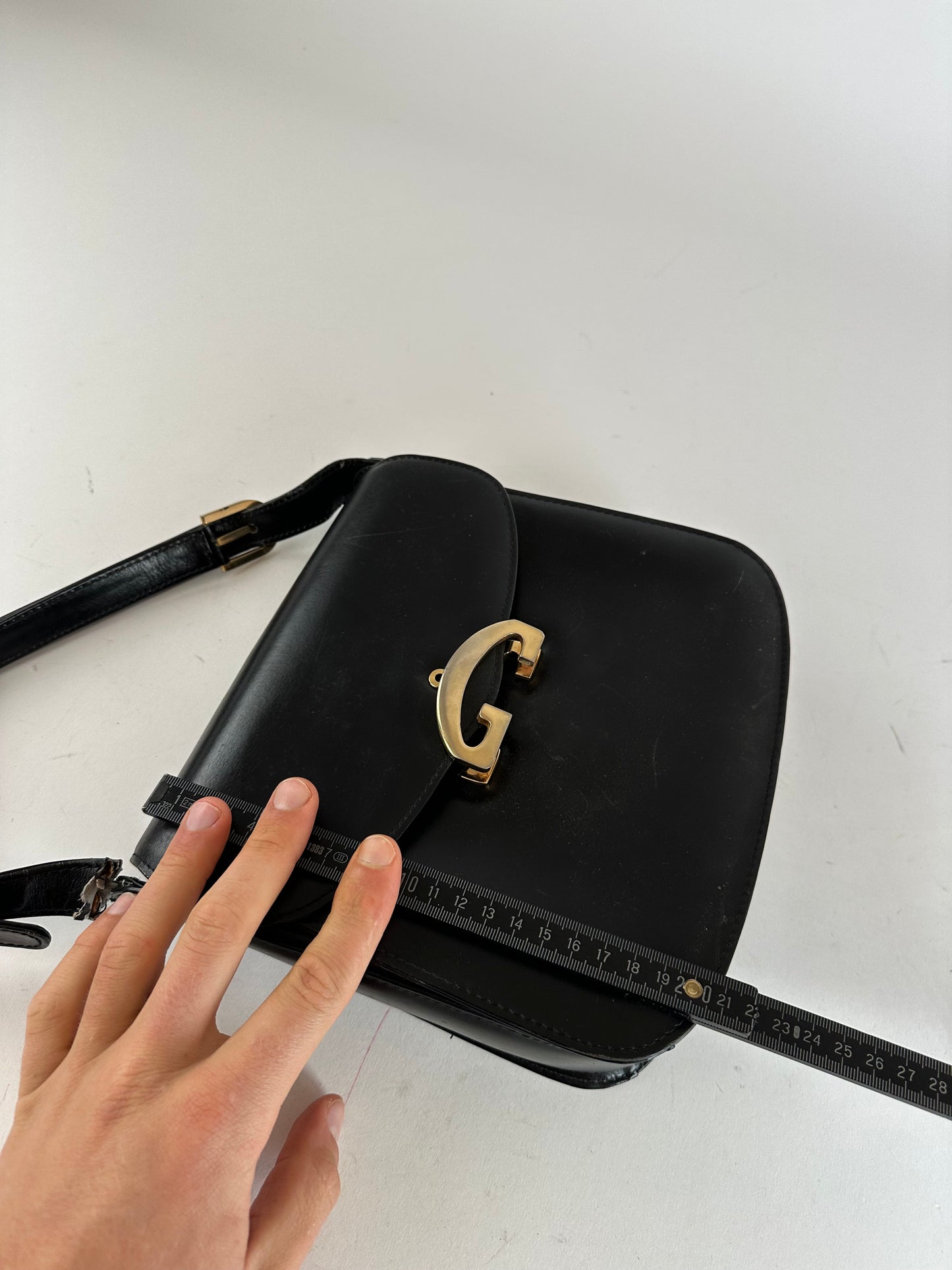 Vintage Gucci Leather G Clasp Flap Shoulder Bag Black