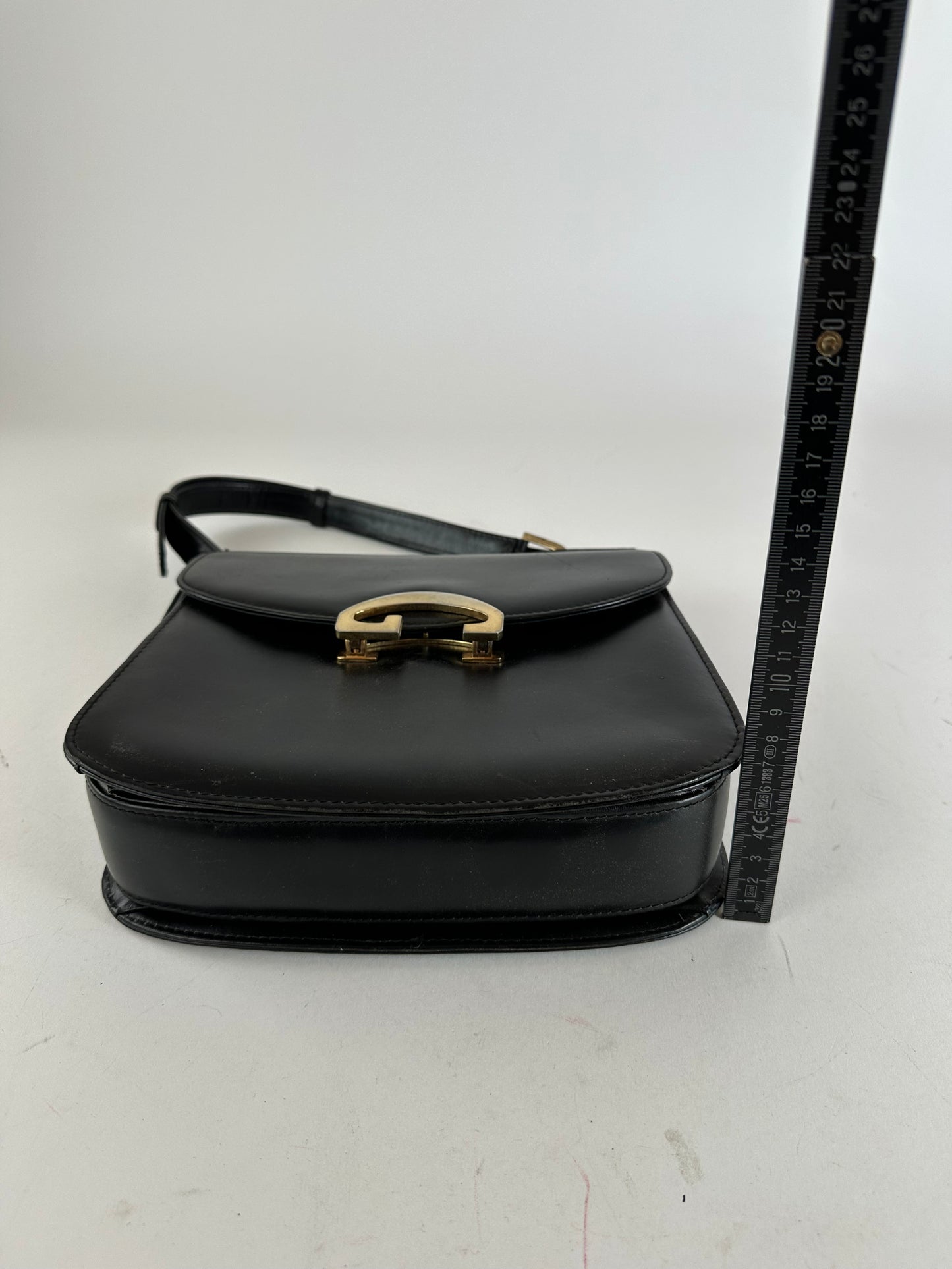 Vintage Gucci Leather G Clasp Flap Shoulder Bag Black