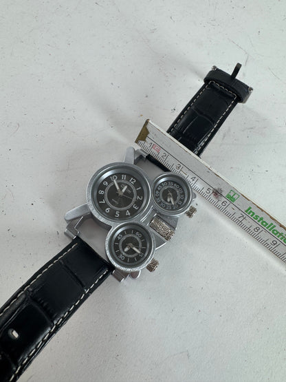 Mens Quartz Watch Black Silver