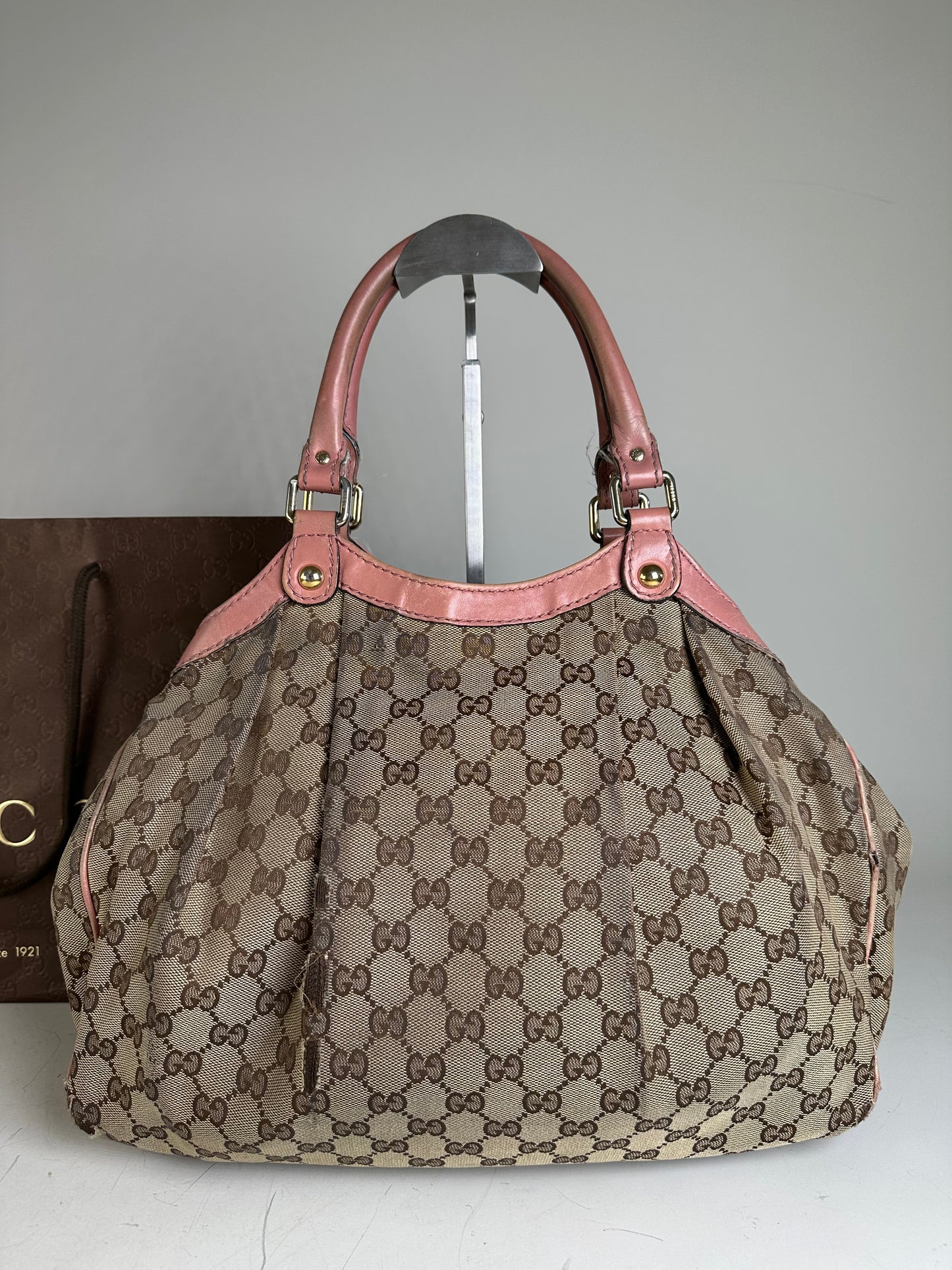 Vintage Gucci GG Supreme Shoulder Bag Beige Brown Gold