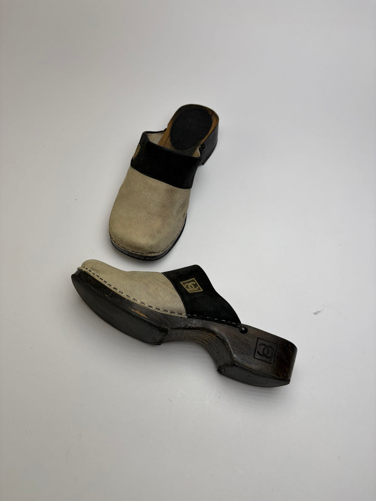 Vintage Chanel Clog Heeled Mules Late 1990s Beige Black EU36