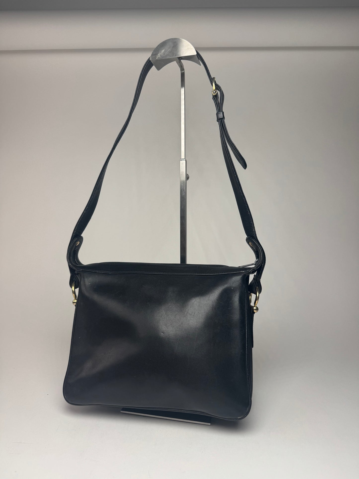 Vintage  Givenchy 4G leather bag black