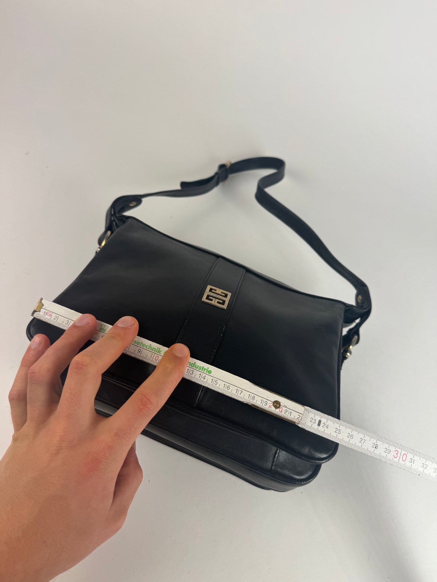 Vintage  Givenchy 4G leather bag black