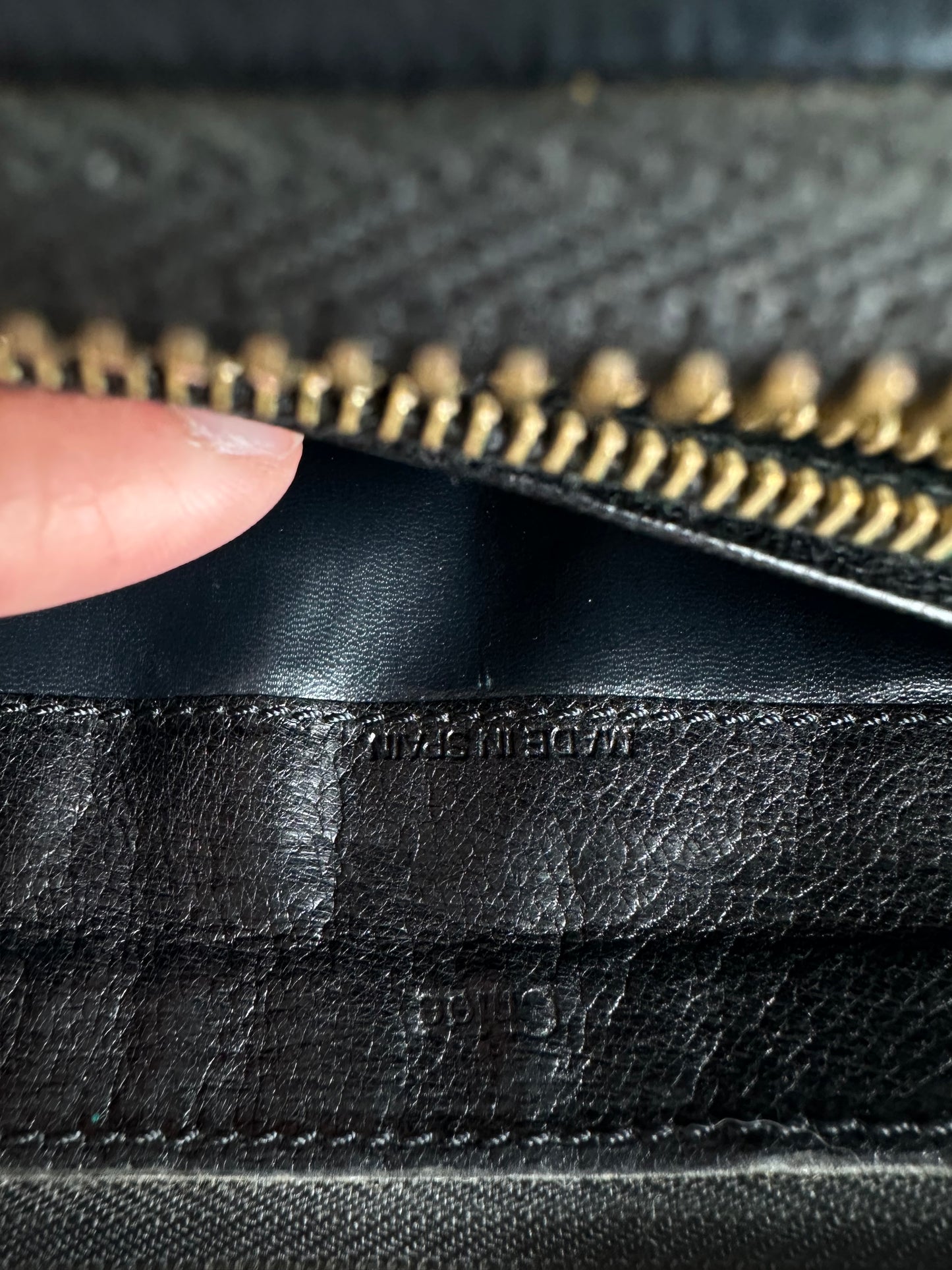 Vintage Chloe Leather Wallet Black Gold-tone