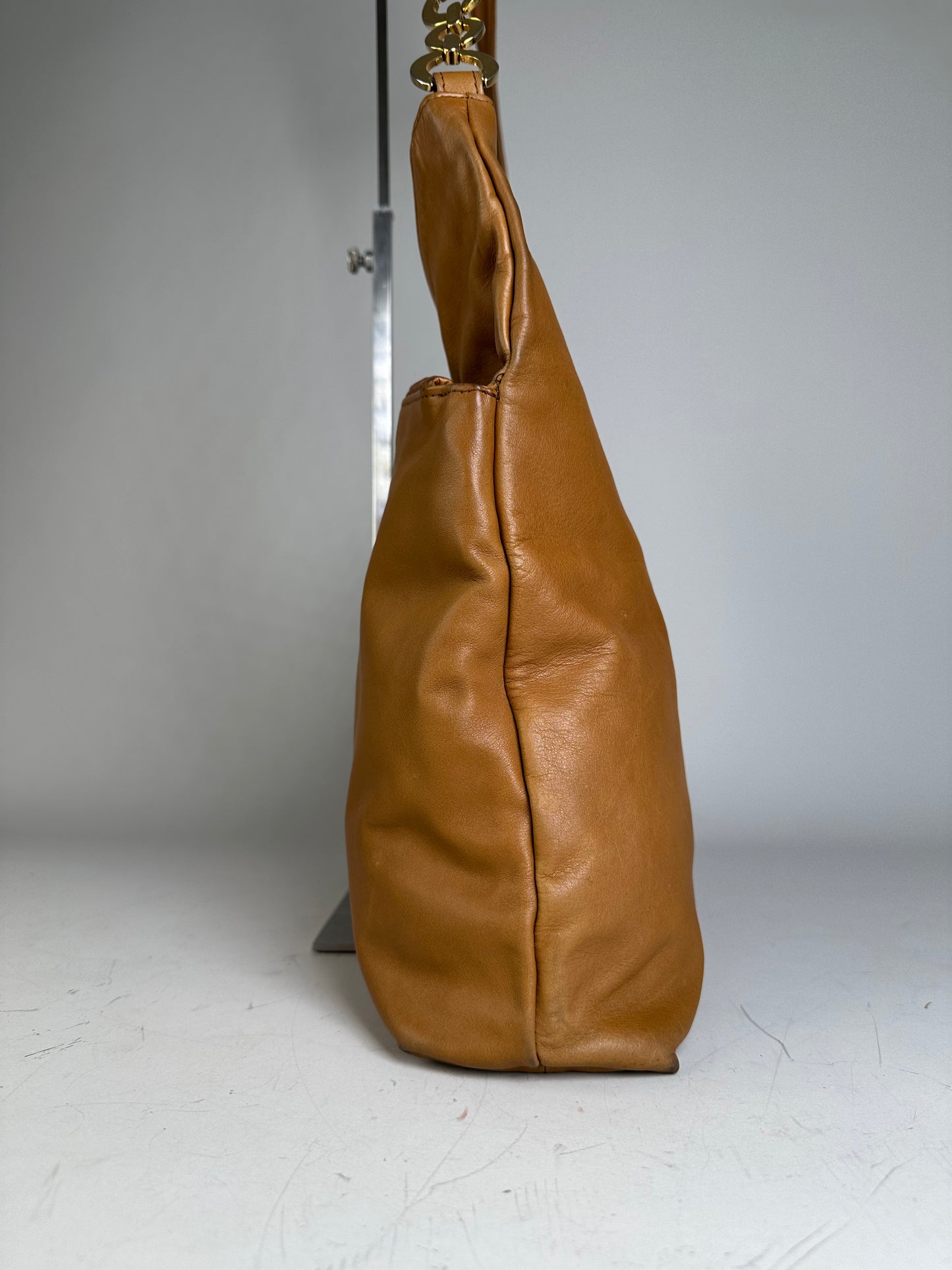 Vintage Gucci Leather Shoulder Bag Tan Gold