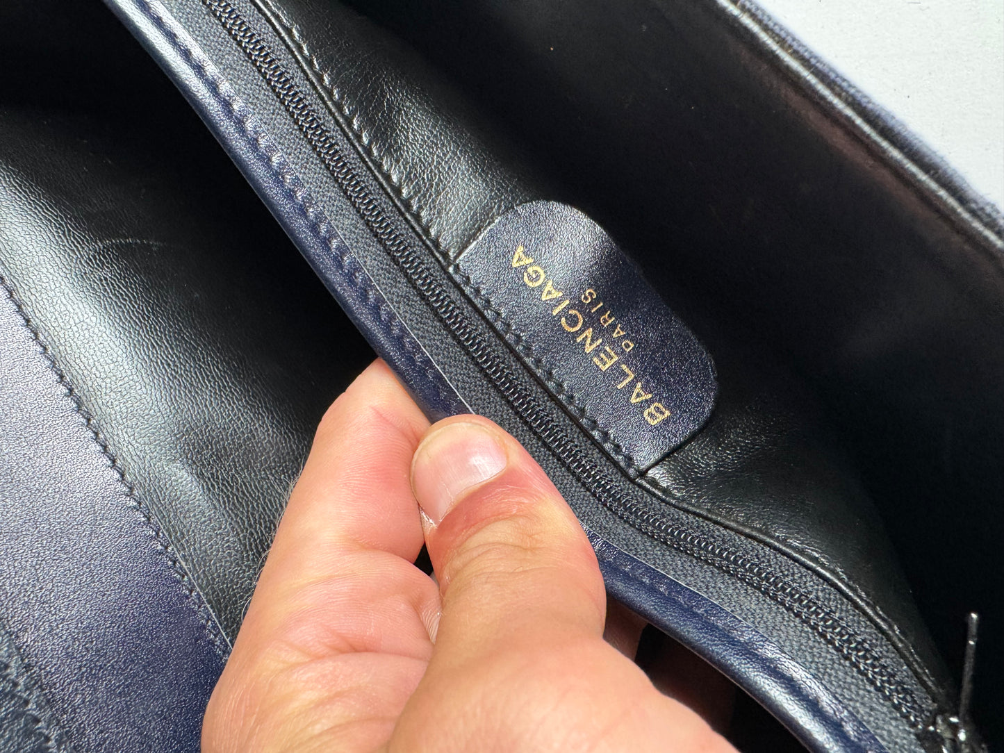 Sac vintage en cuir monogramme Balenciaga bleu marine