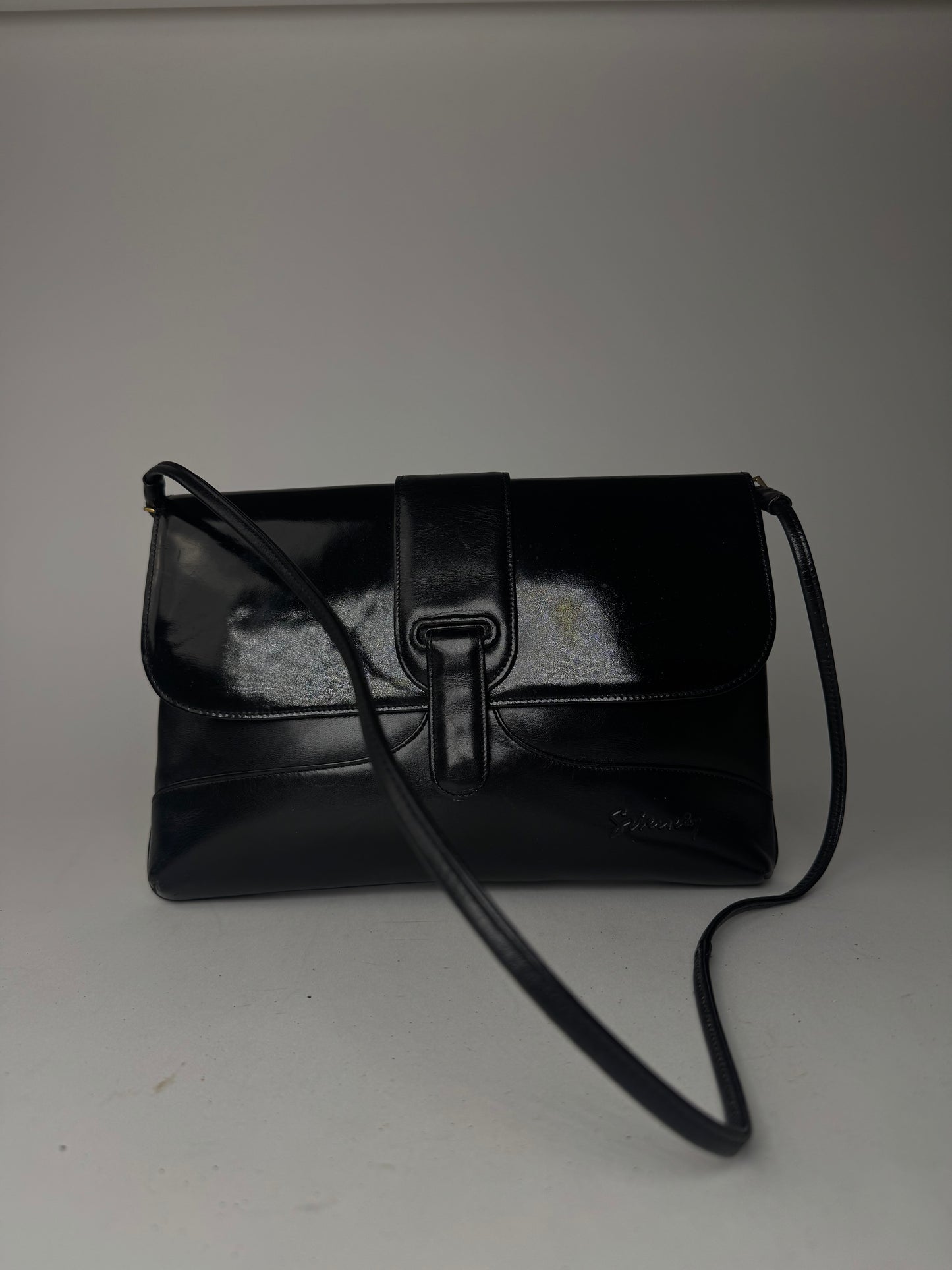 Vintage Givenchy 4G Patent leather bag black