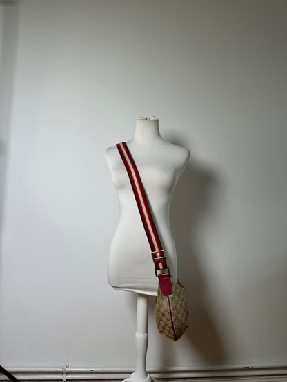 Vintage Gucci GG Supreme Shoulder Bag Beige Red