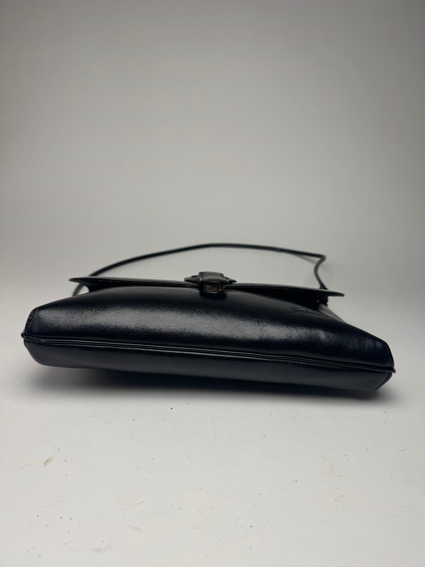 Vintage Givenchy 4G Patent leather bag black