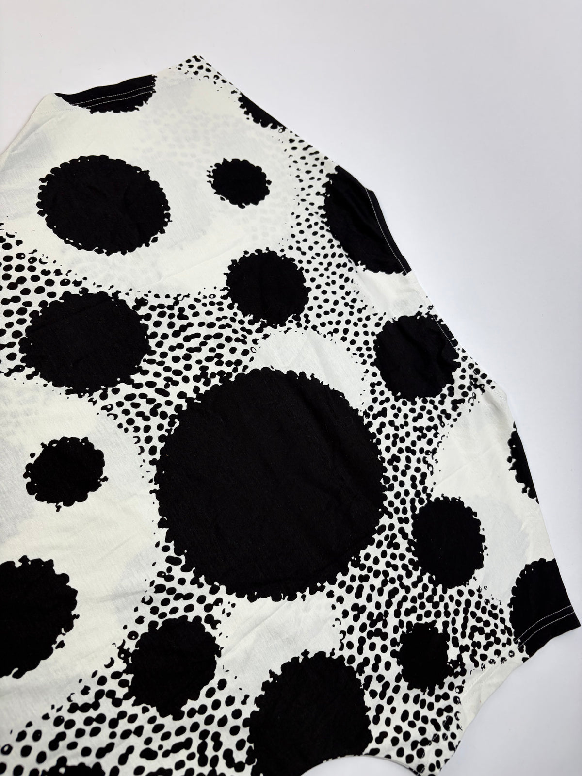 Vintage Jean Paul Gaultier Abstract Dot Print T-Shirt Black White XL