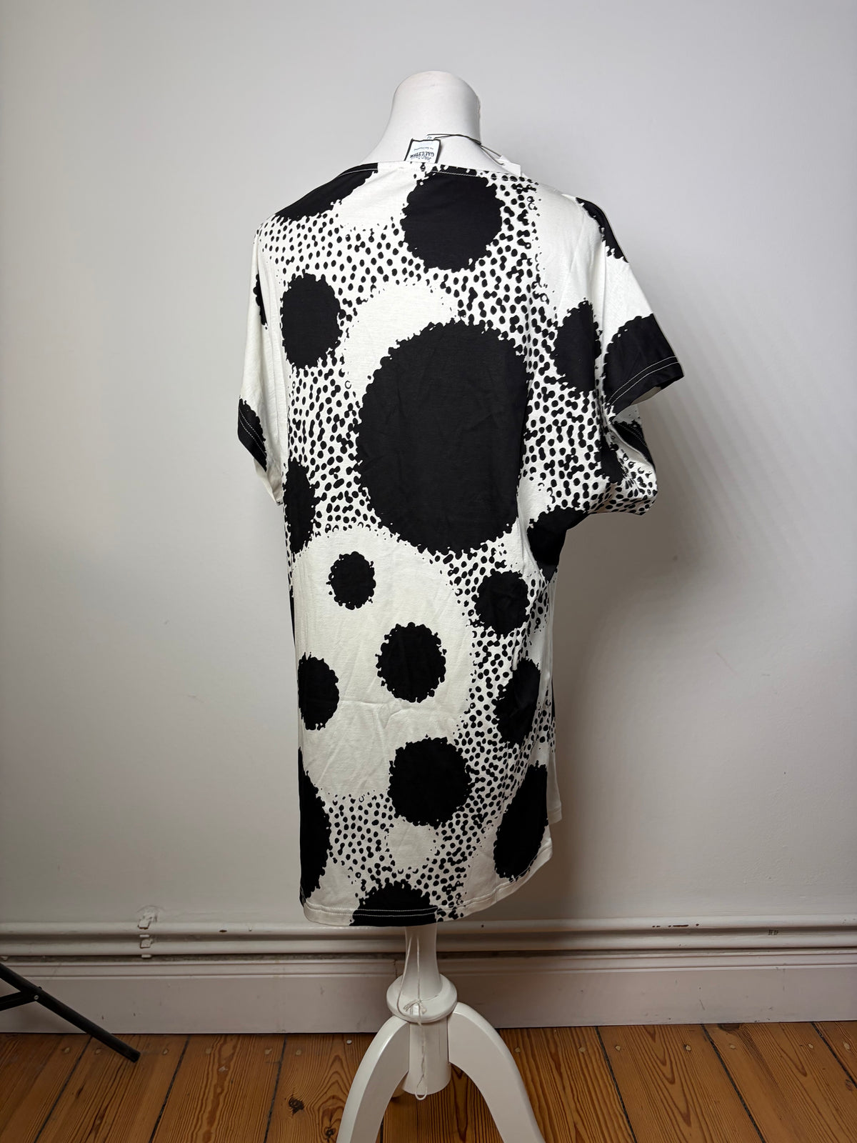 Vintage Jean Paul Gaultier Abstract Dot Print T-Shirt Black White XL
