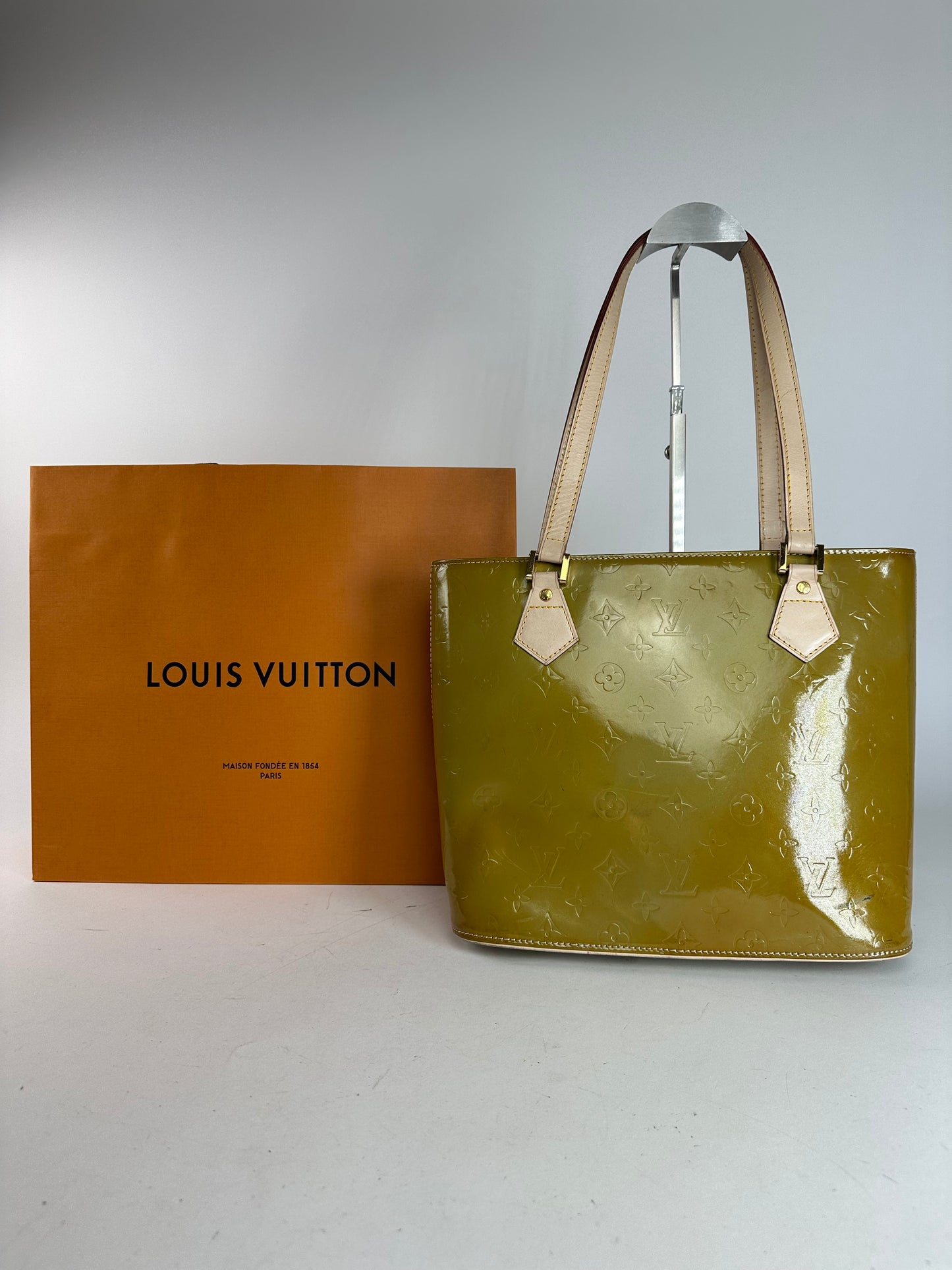 Vintage Louis Vuitton Vernis Leather Handbag Green