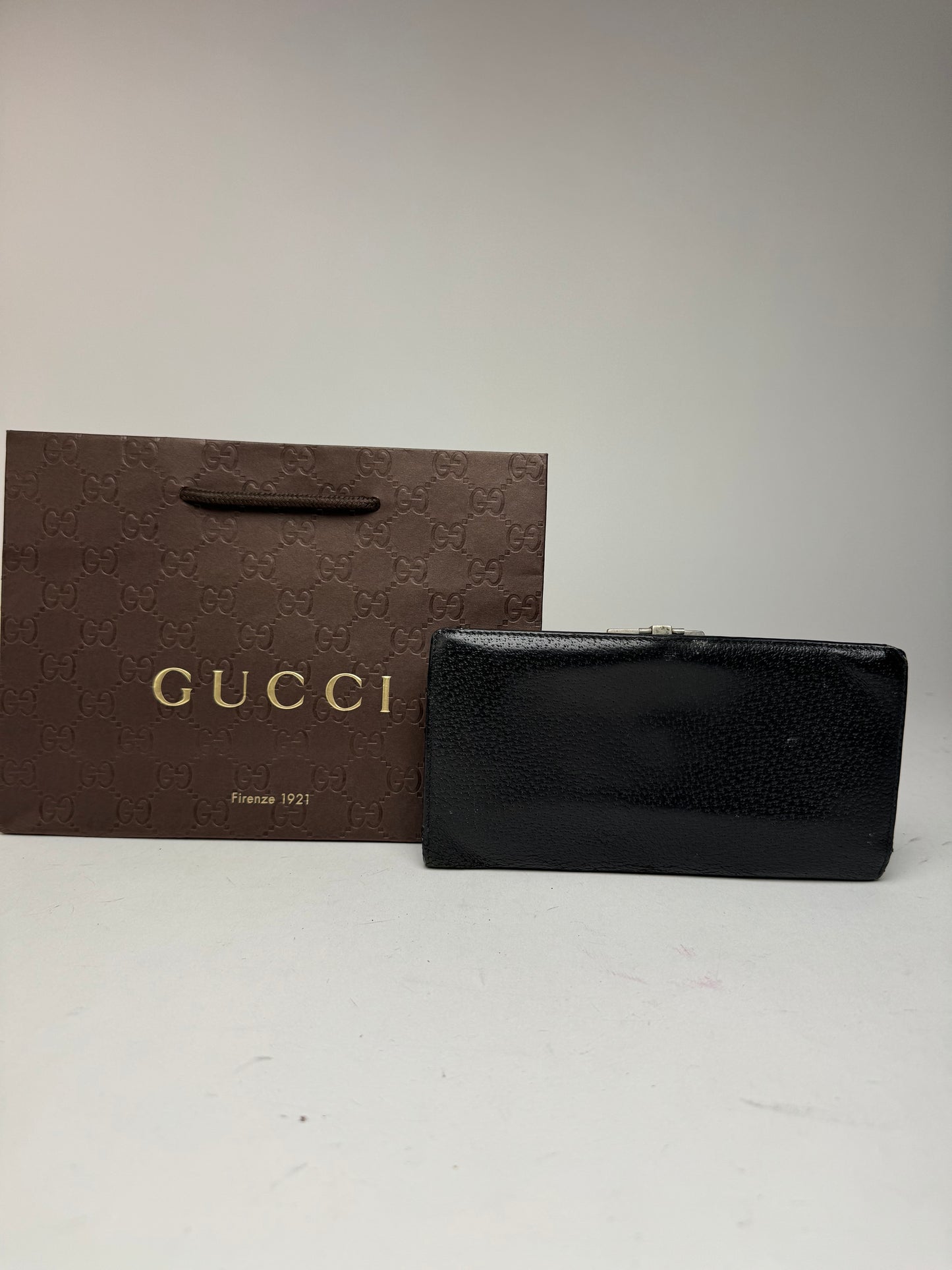 Vintage Gucci leather wallet black