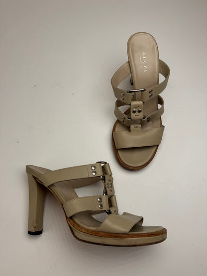 Vintage Gucci Leather Pumps Beige 37