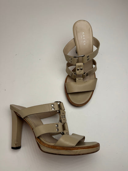 Vintage Gucci Leather Pumps Beige 37
