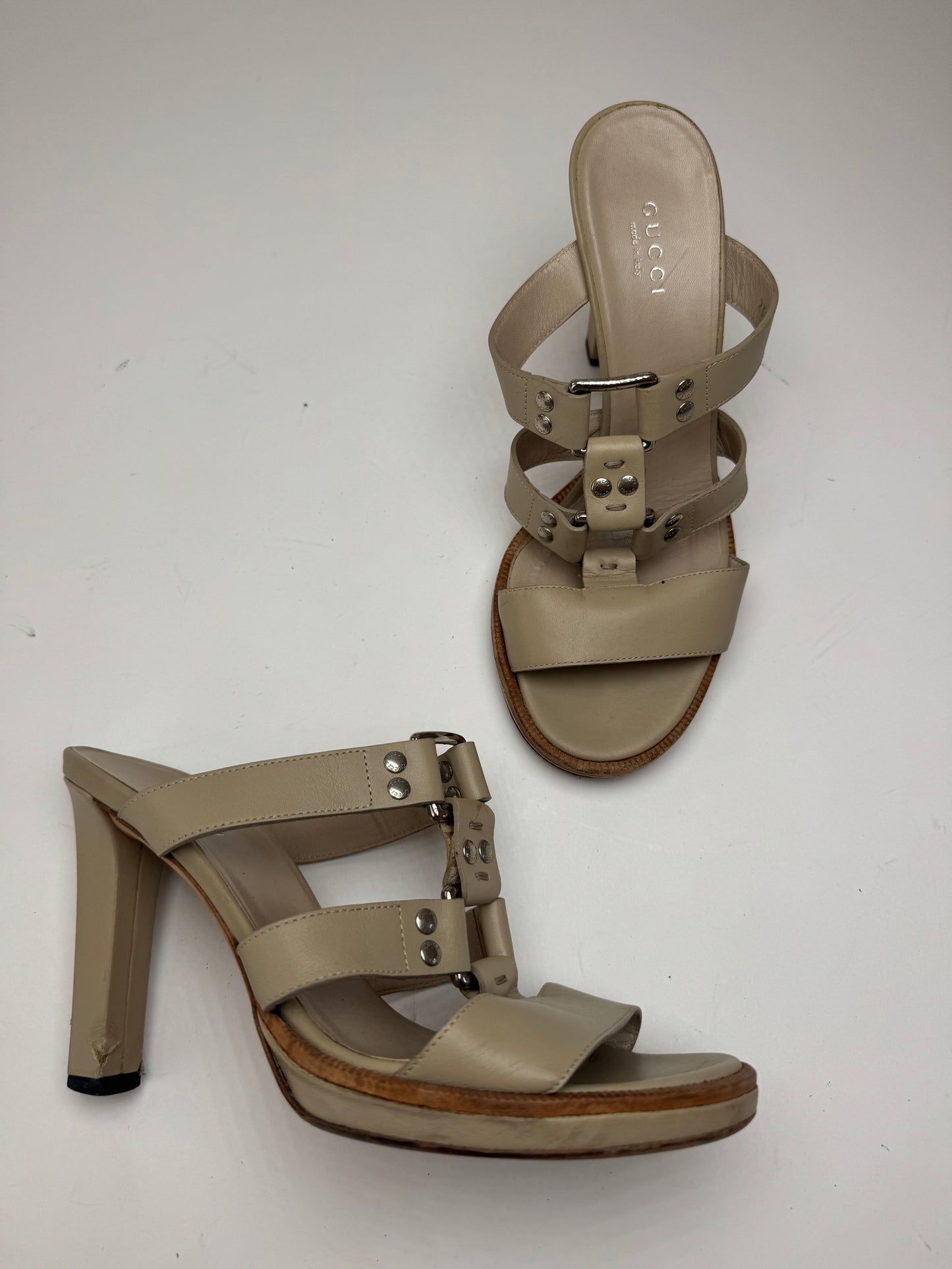 Vintage Gucci Leather Pumps Beige 37