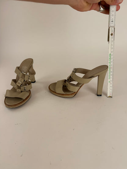 Vintage Gucci Leather Pumps Beige 37