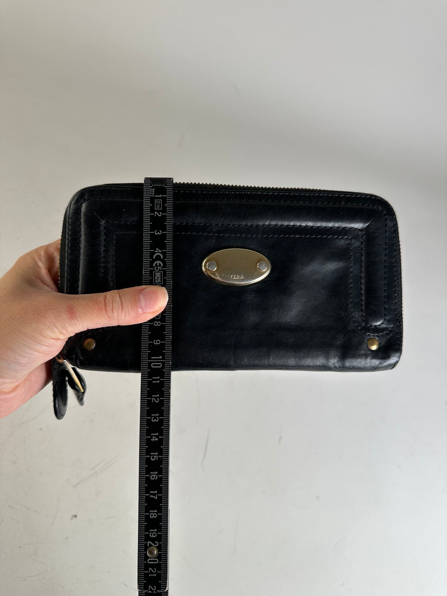 Vintage Chloe Leather Zip Wallet Black Gold