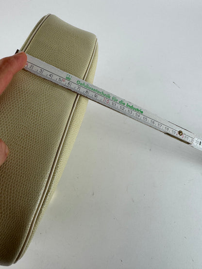 Sac vintage Givenchy en cuir embossé serpent beige