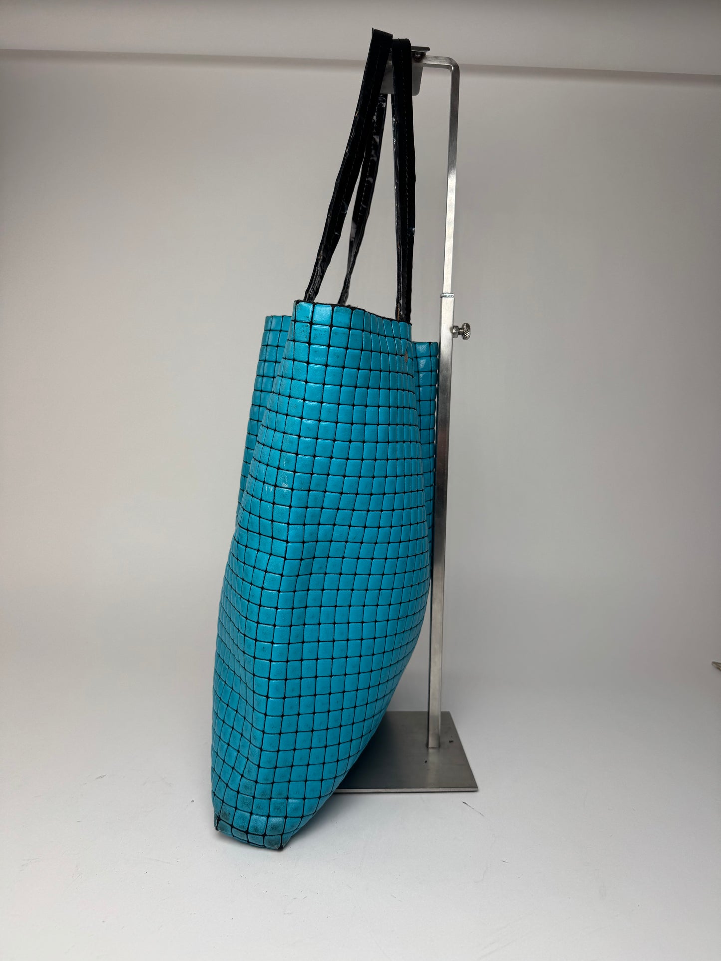 Sac fourre-tout vintage Pleats Please Issey Miyake bleu noir