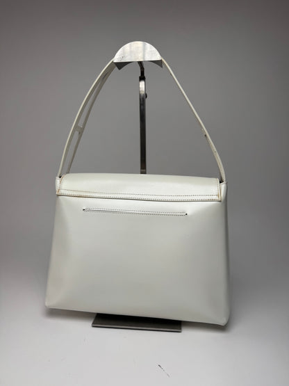 Sac vintage en cuir verni Givenchy blanc