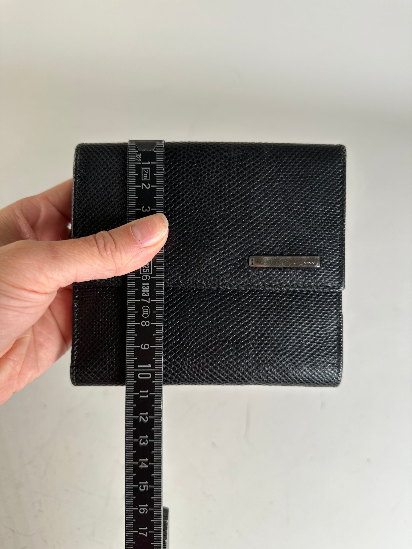 Vintage Gucci Textured Leather Wallet Black Silver