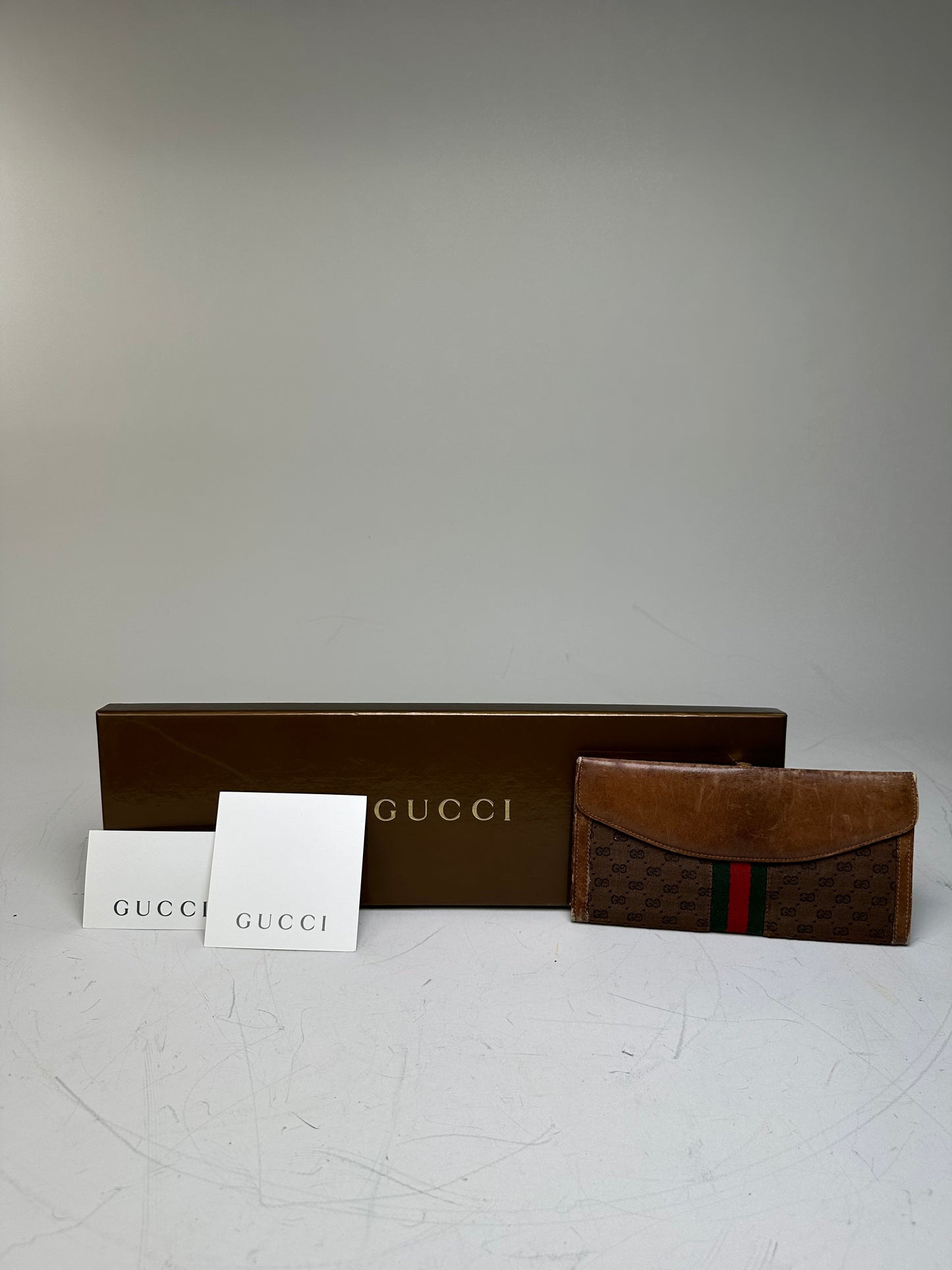 Vintage Gucci GG Supreme Canvas Wallet Brown Beige Gold