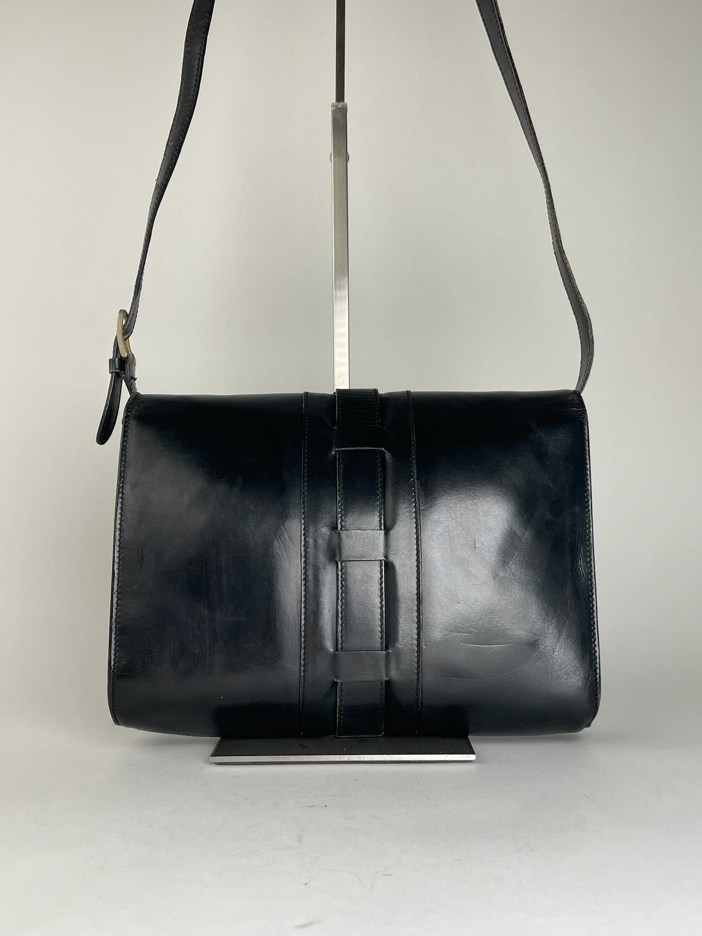 Celine Classic Shoulder Bag Black Leather Gold Detail