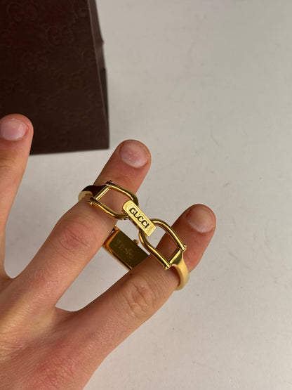 Montre Gucci vintage à mors en or