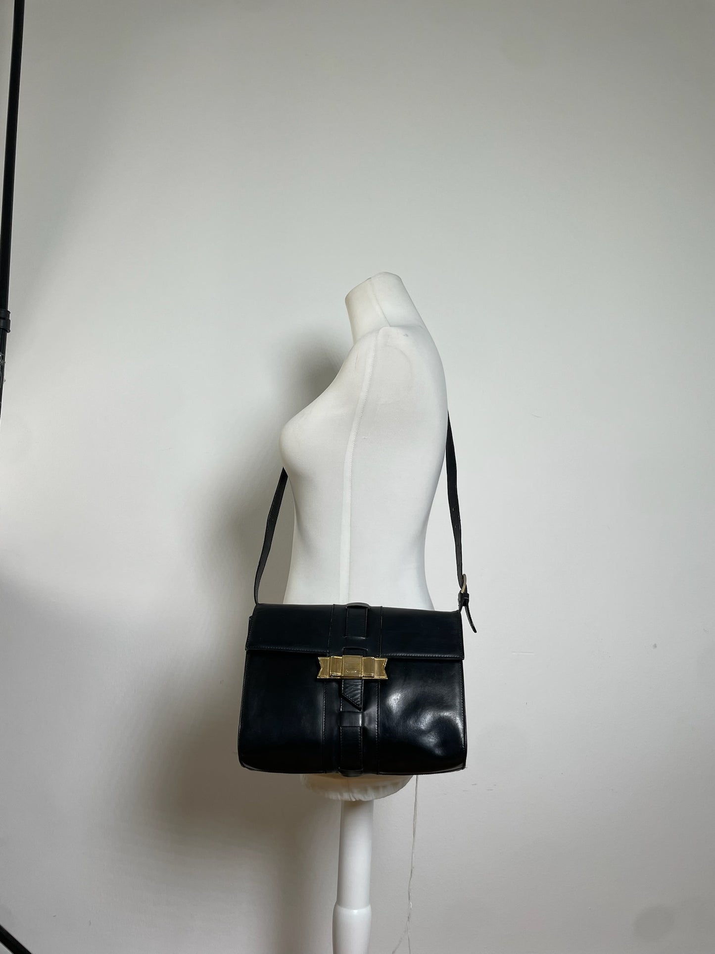 Celine Classic Shoulder Bag Black Leather Gold Detail