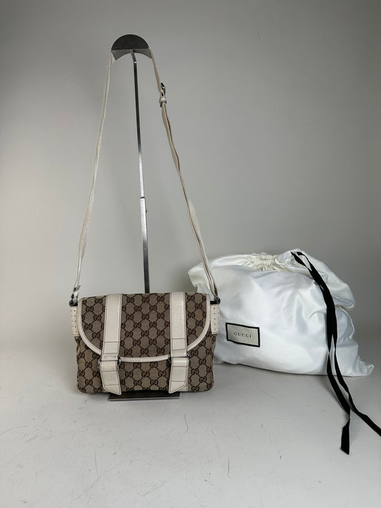 Vintage Gucci GG Supreme Shoulder Bag Beige Brown Silver