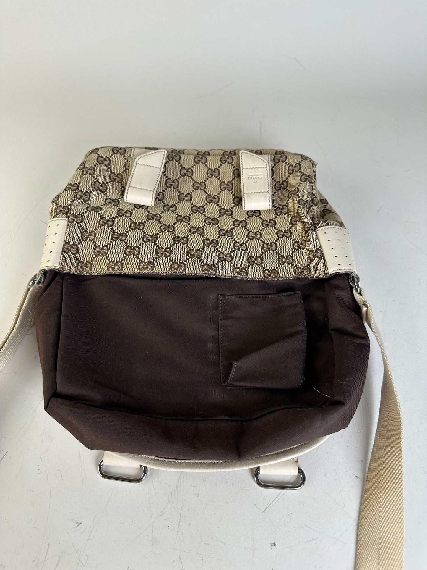 Vintage Gucci GG Supreme Shoulder Bag Beige Brown Silver