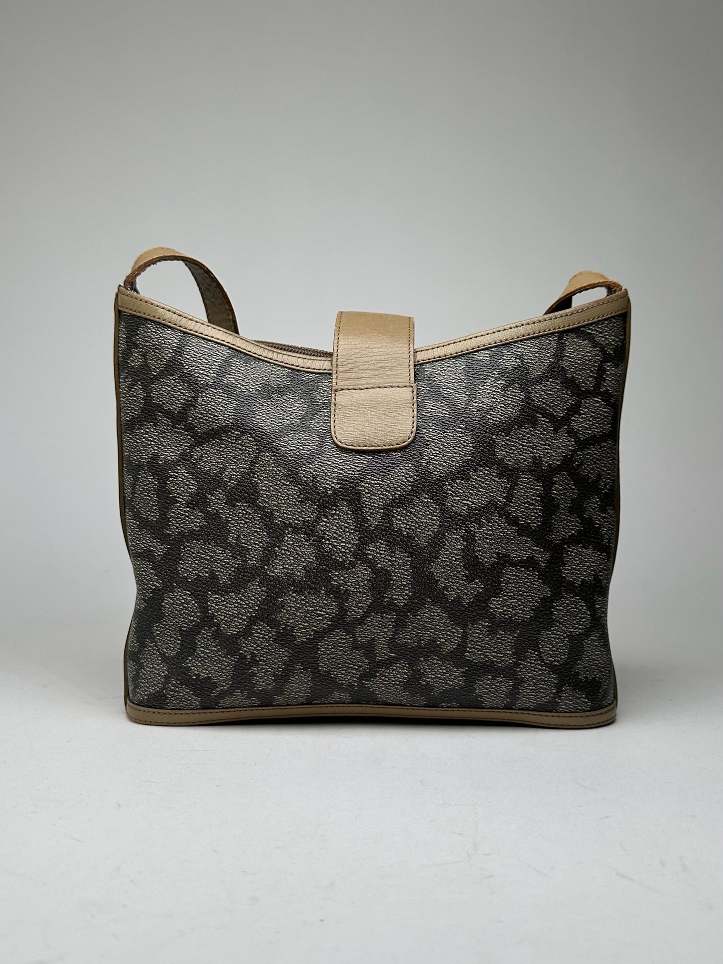 Vintage Yves Saint Laurent leather shoulder bag