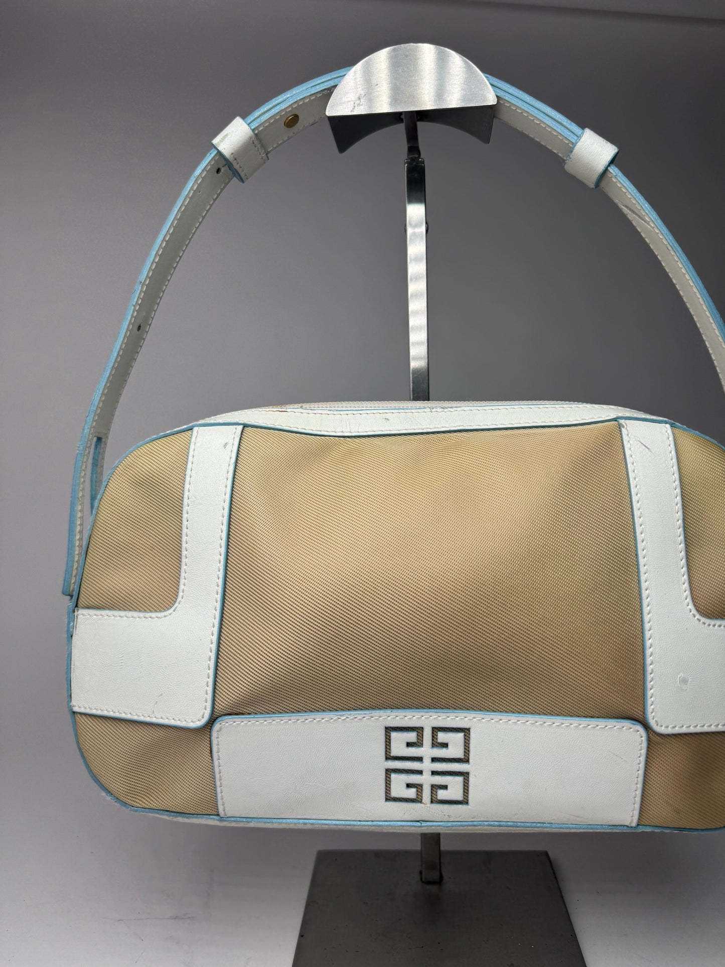 Sac vintage Givenchy 4G en cuir et coton bleu blanc beige