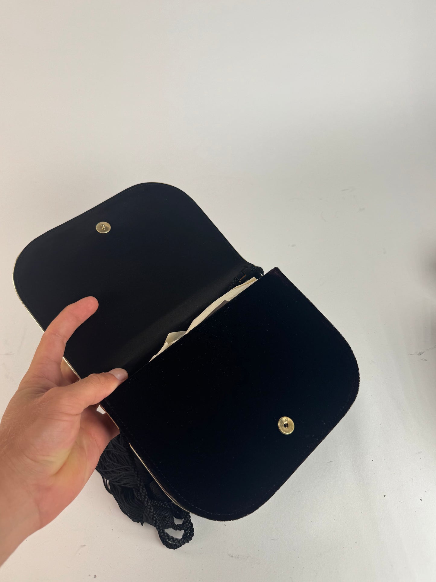 Sac vintage en velours noir Yves Saint Laurent