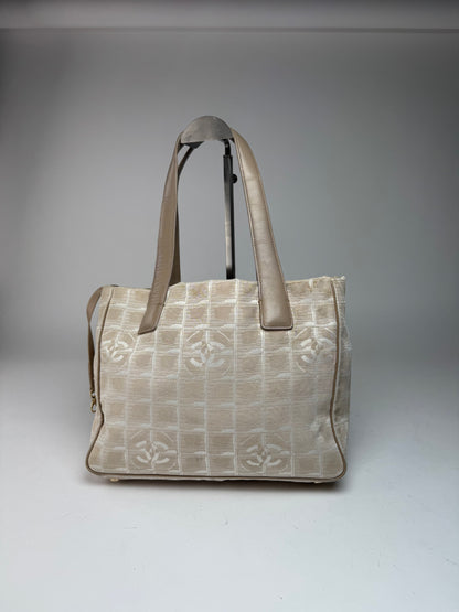 Sac cabas vintage Chanel en toile monogramme beige