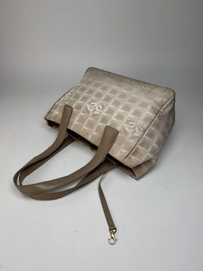 Sac cabas vintage Chanel en toile monogramme beige