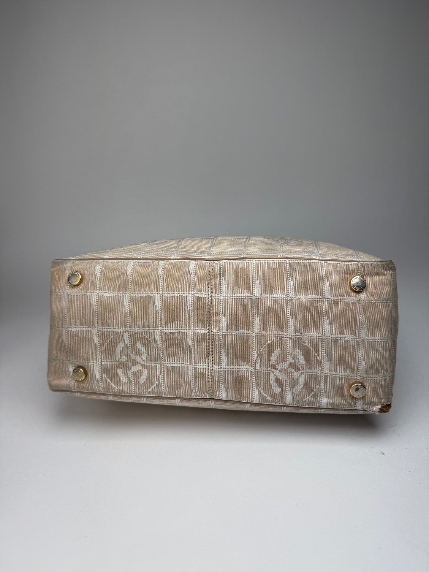 Sac cabas vintage Chanel en toile monogramme beige