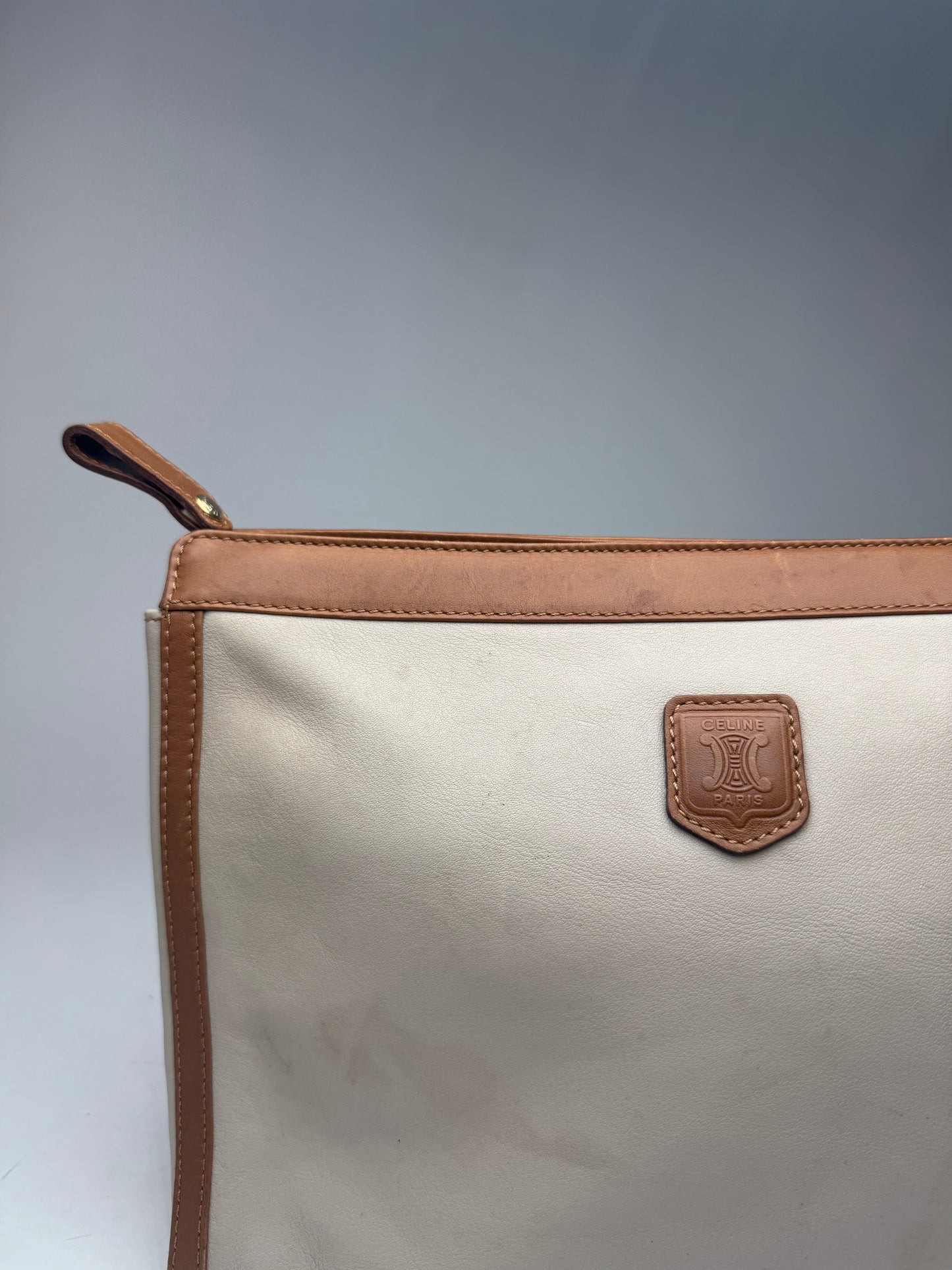 Pochette Triomphe en cuir blanc vintage Celine Paris