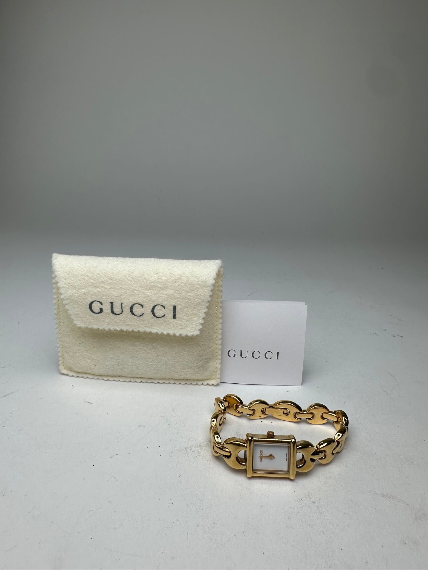 Vintage Gucci 1800 L Gold Plated Quartz Watch OFF