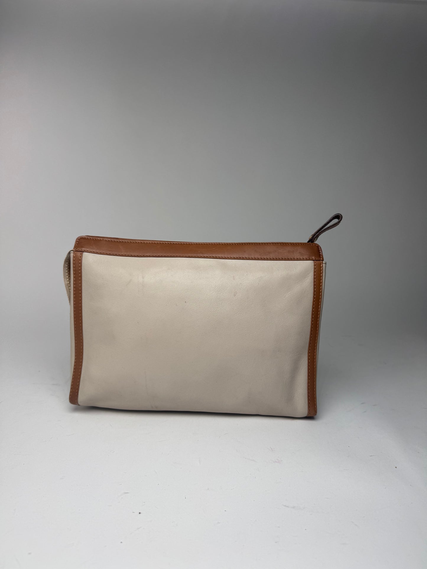 Pochette Triomphe en cuir blanc vintage Celine Paris