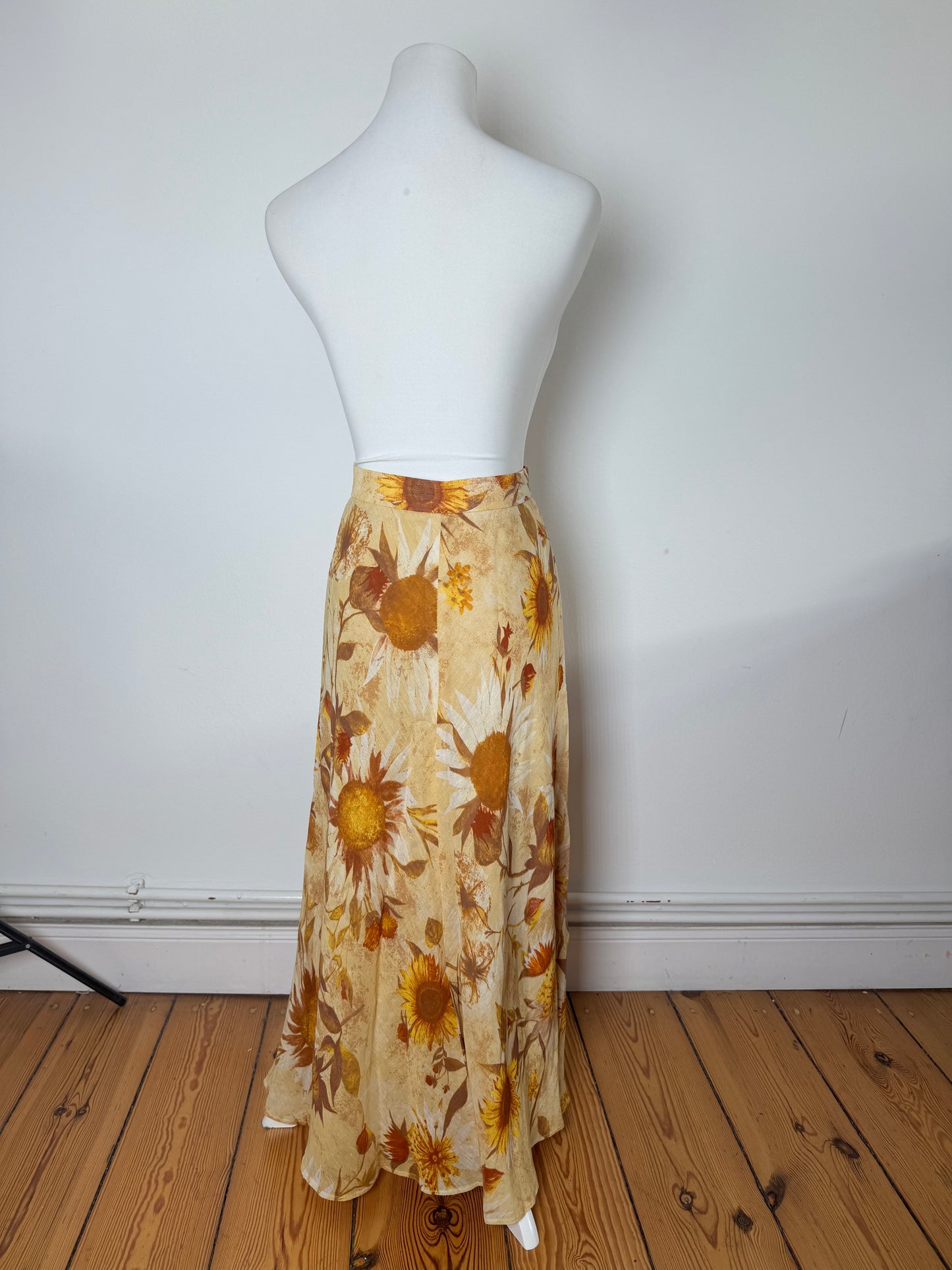 Vintage Chloe Floral Skirt Beige Brown