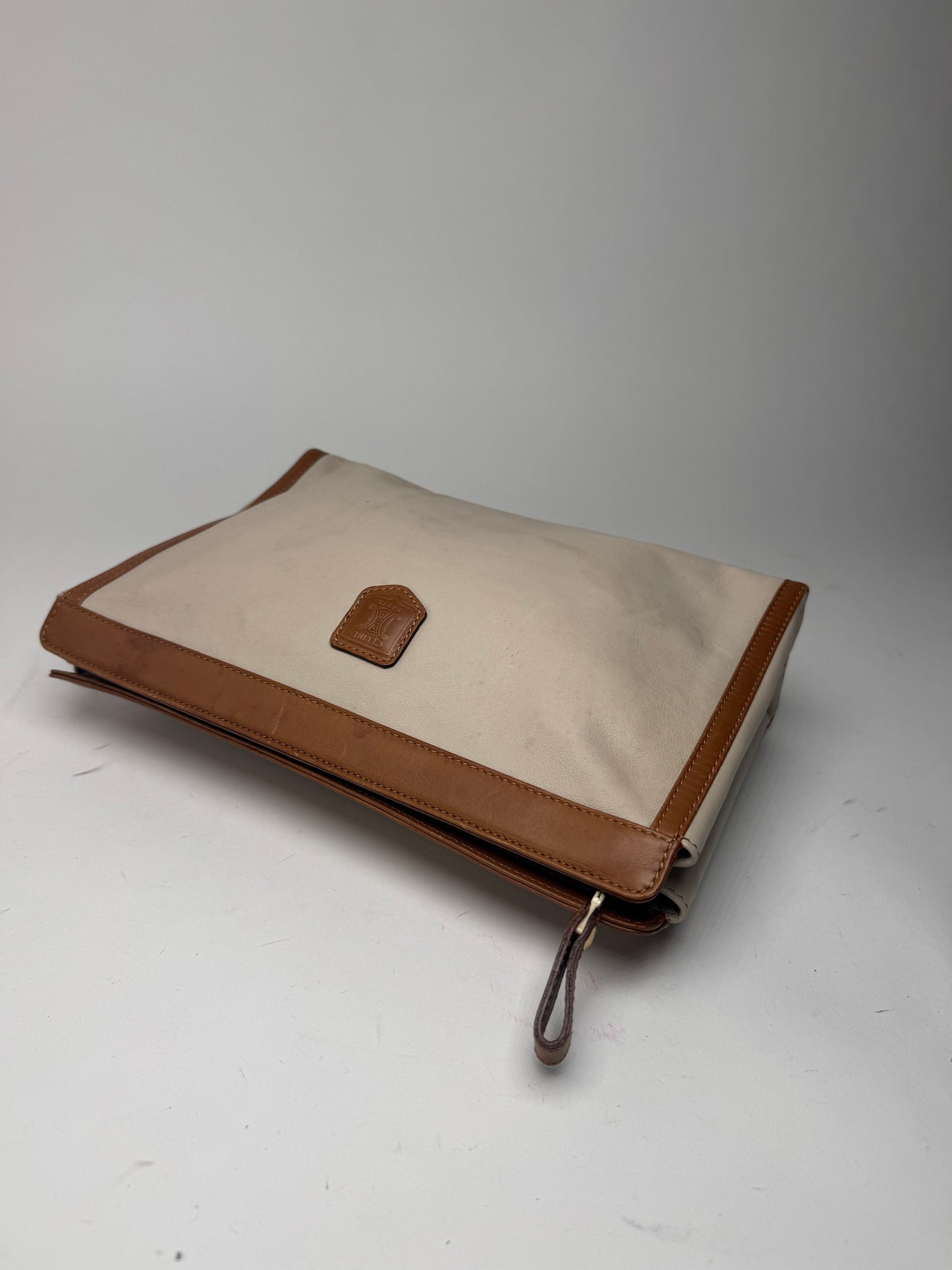 Pochette Triomphe en cuir blanc vintage Celine Paris