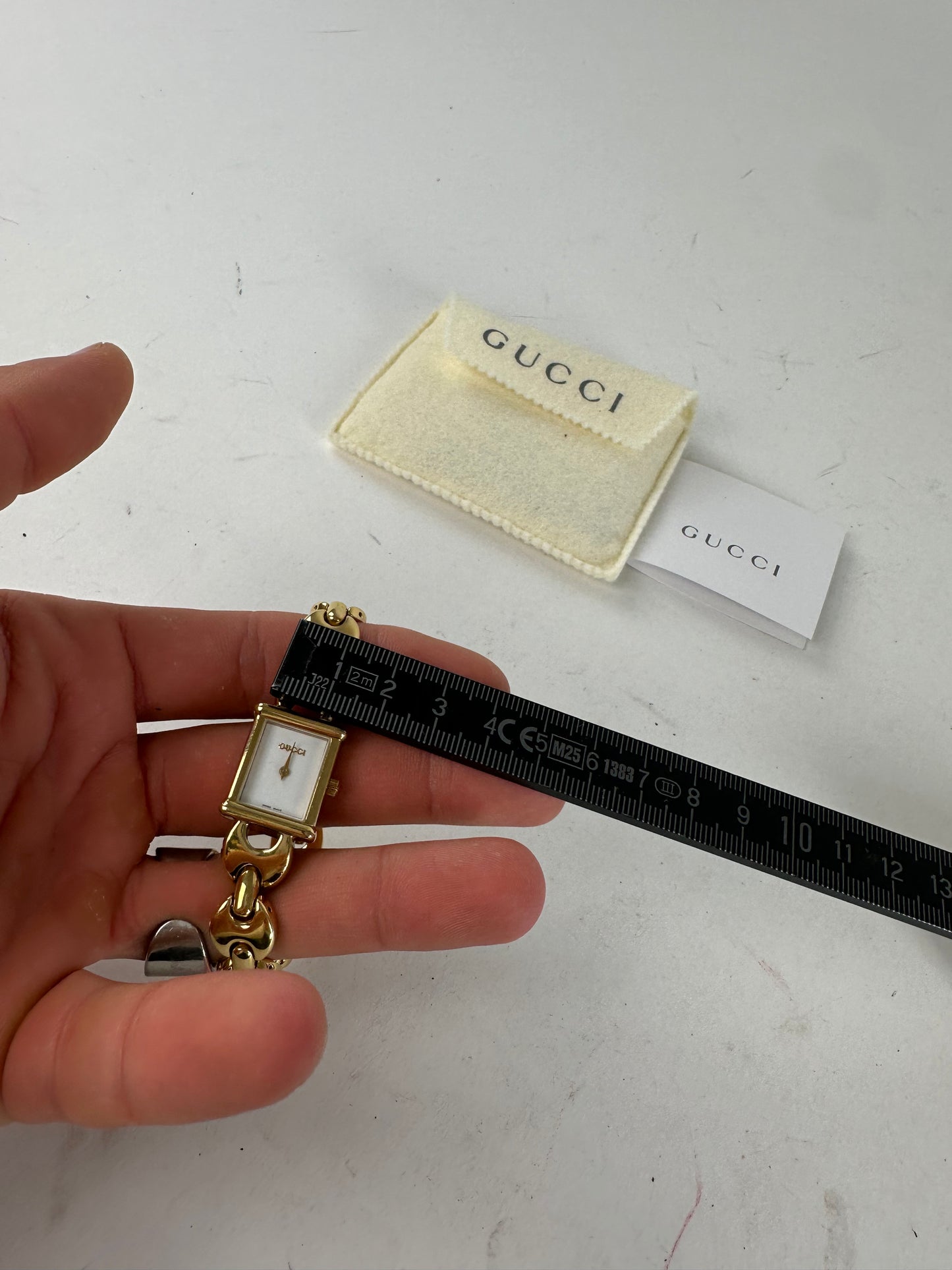Vintage Gucci 1800 L Gold Plated Quartz Watch OFF