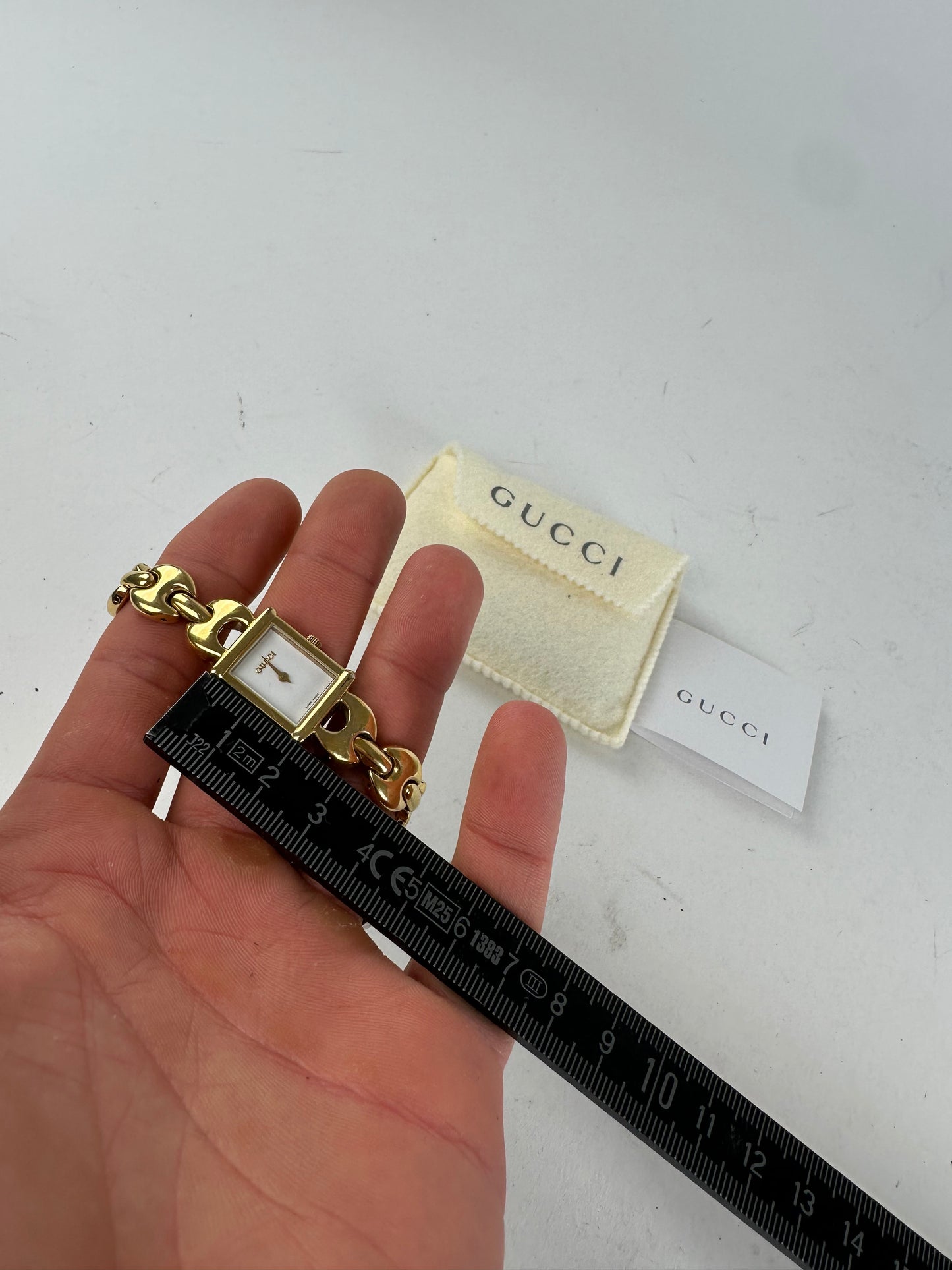 Vintage Gucci 1800 L Gold Plated Quartz Watch OFF