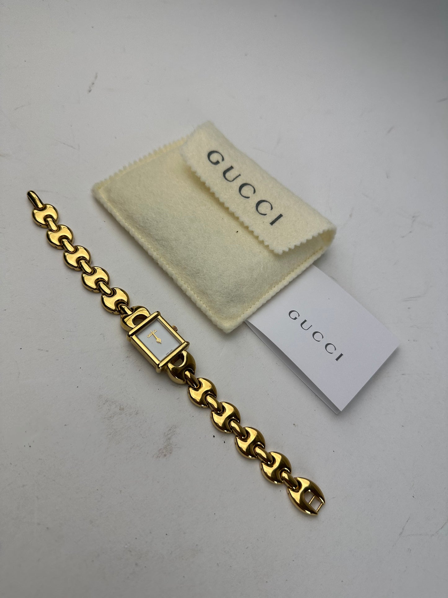 Vintage Gucci 1800 L Gold Plated Quartz Watch OFF