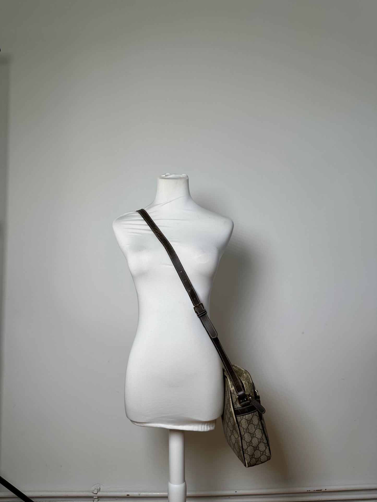 Vintage Gucci GG Supreme Crossbody Bag Late 1990s Beige Brown